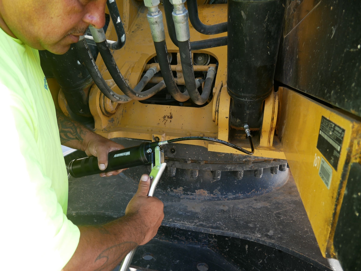 How To Choose The Best Grease For Your Heavy Equipment News Blue Diamond Machinery